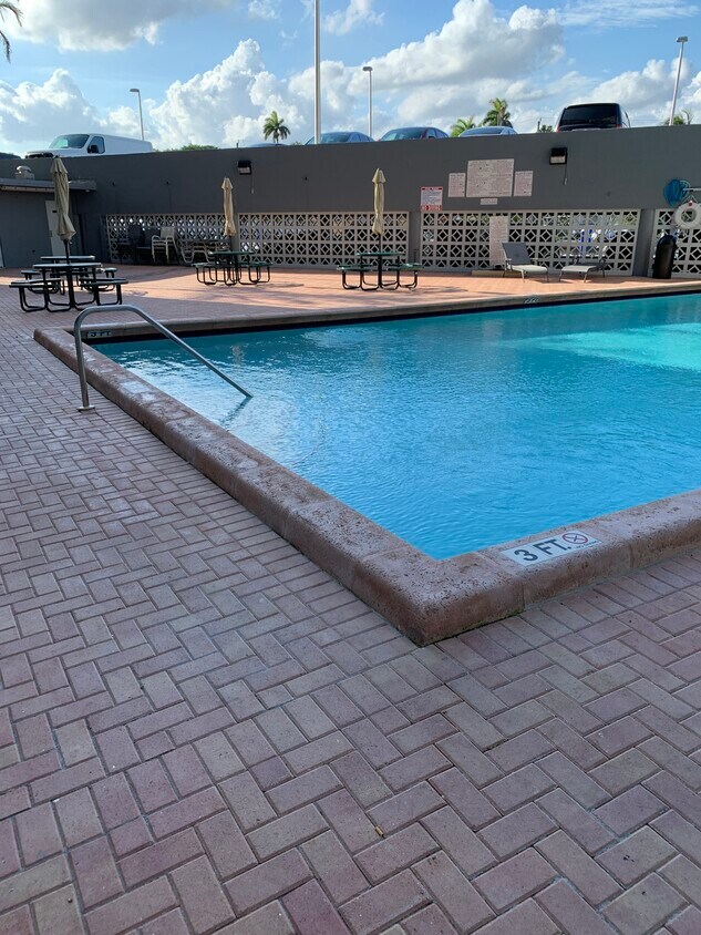 Foto principal - 1800 NW 24th Ave