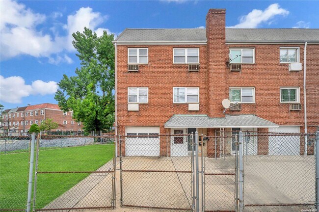 Building Photo - 92-03 241st St