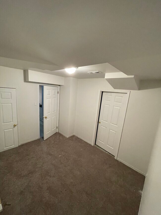 Building Photo - 13654 Cedar Creek Ln