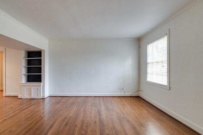 Foto del edificio - 1885 Peabody Ave