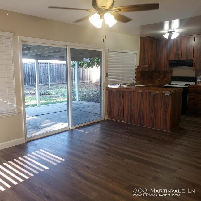 Building Photo - 303 Martinvale Ln