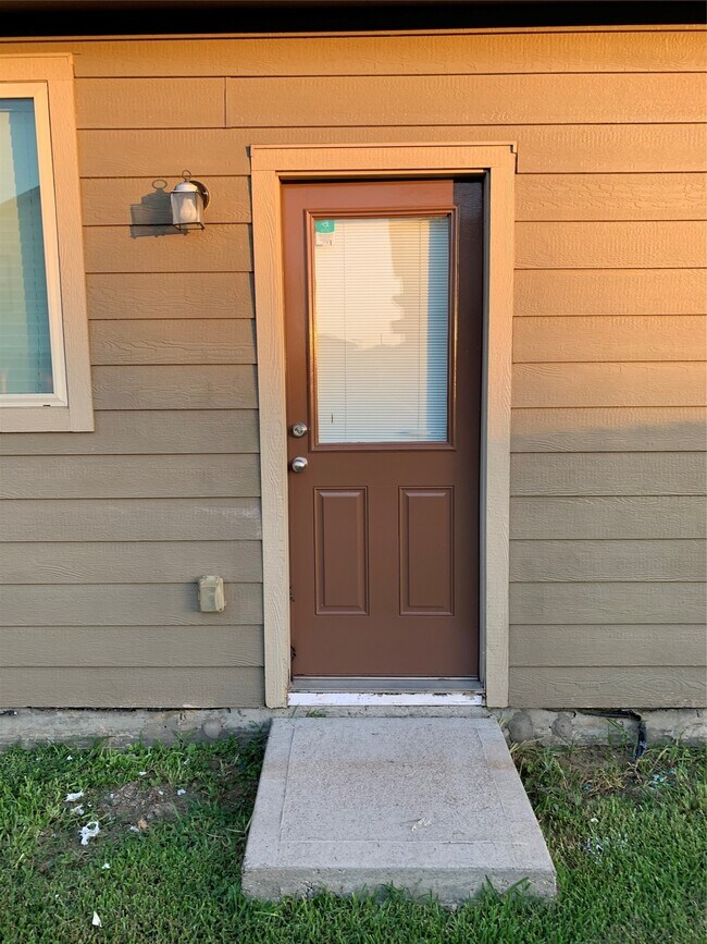 Building Photo - 6703 Cortenridge Ln
