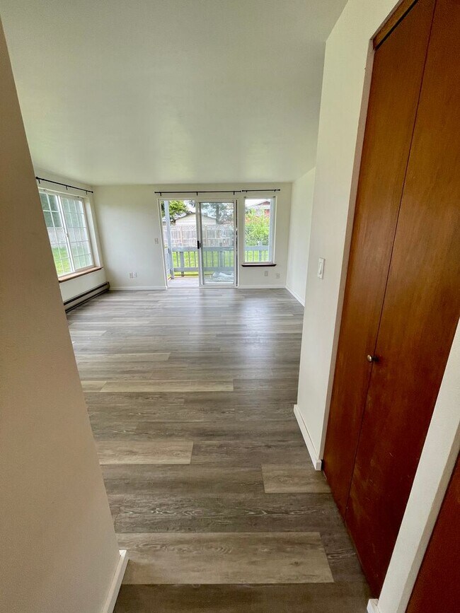 Foto del edificio - Groundfloor 2 Bed, 1 Bath Unit in Blaine