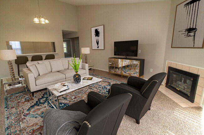 Living Space - Lake Village of Rochester Hills