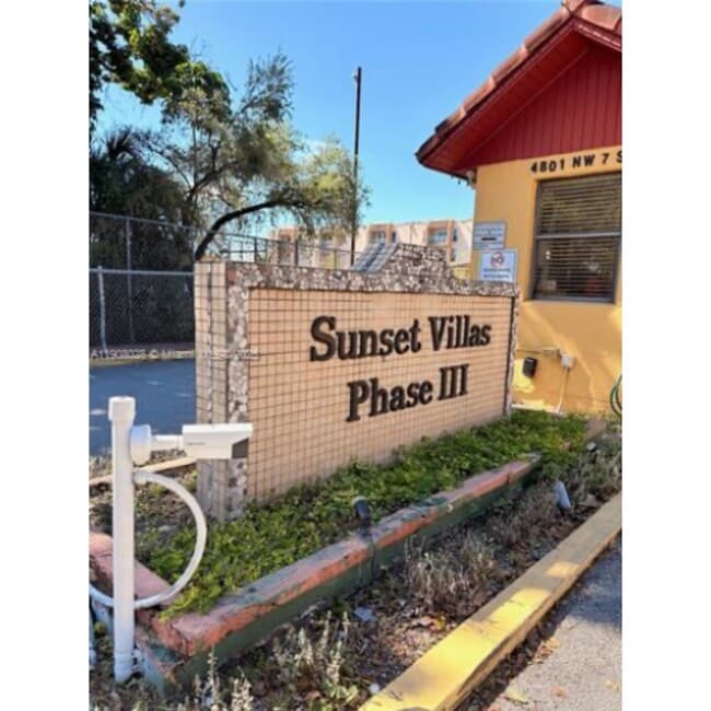 Building Photo - 4719 NW 7th St