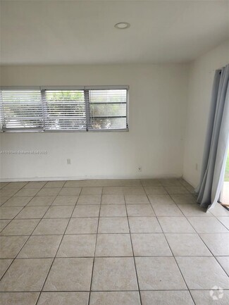 Building Photo - 7680 SW 82nd St