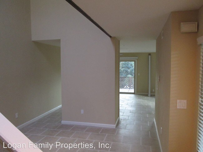 Building Photo - 4 br, 2.5 bath House - 9788 Caminito Doha