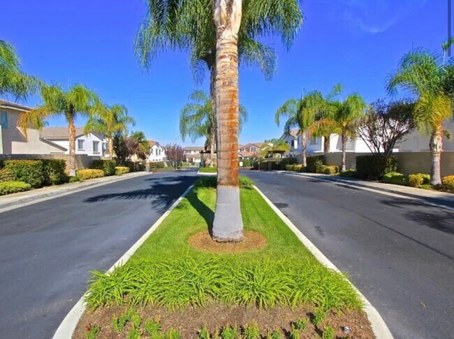 Foto del edificio - 32358 Gardenvail Dr