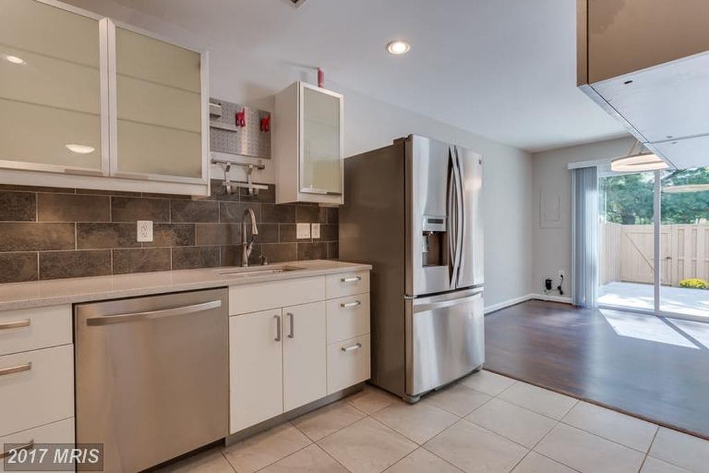 KITCHEN - 5735 Nordeen Oak Ct