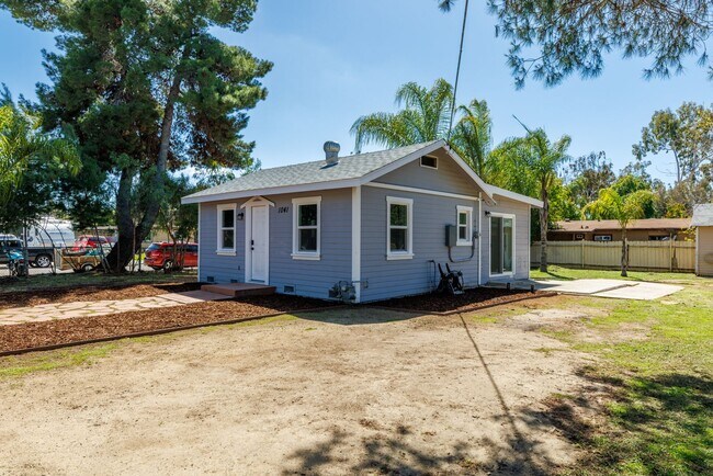 Foto del edificio - 1041 S Orange St