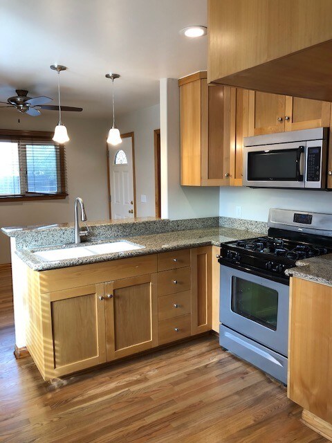 Foto principal - 218 N Balcom Ave