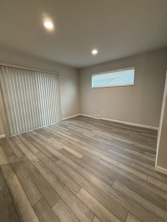 Foto del edificio - 9231 Rustic Pine Rd