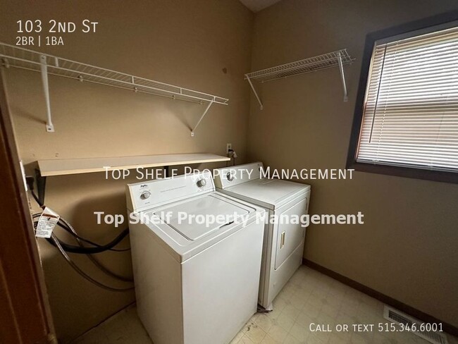 Building Photo - Valley Junction 2 bed 1 bath Home