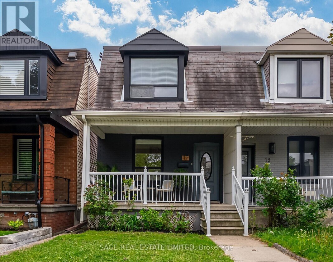 Primary Photo - 17 Hugo Ave