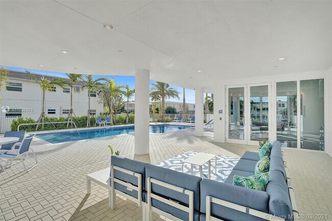 Building Photo - 612 Bayshore Dr
