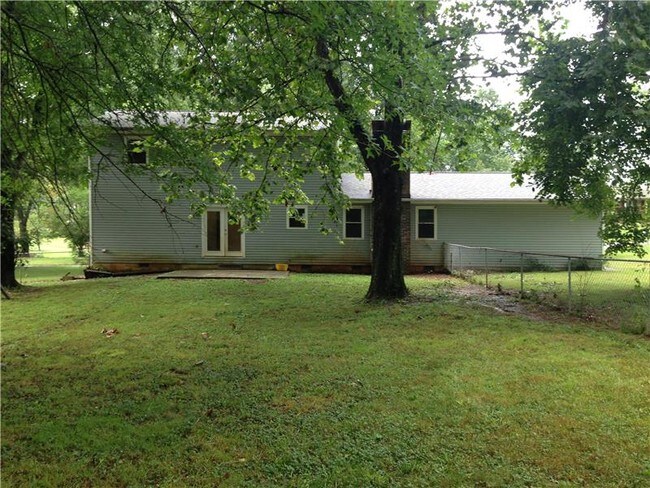Foto del edificio - 1216 Buxton Dr