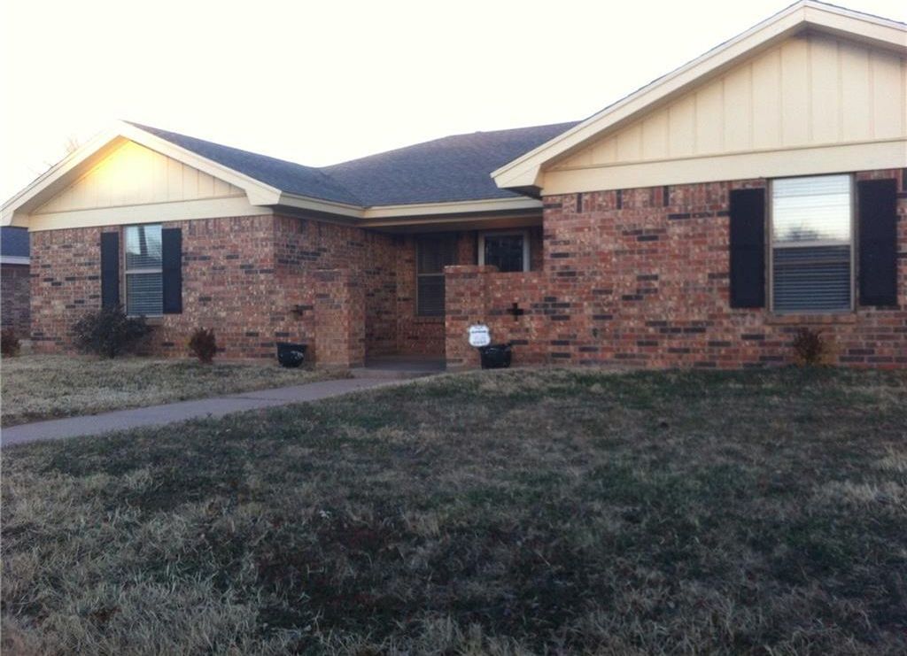 Primary Photo - 6333 Twin Oaks Dr