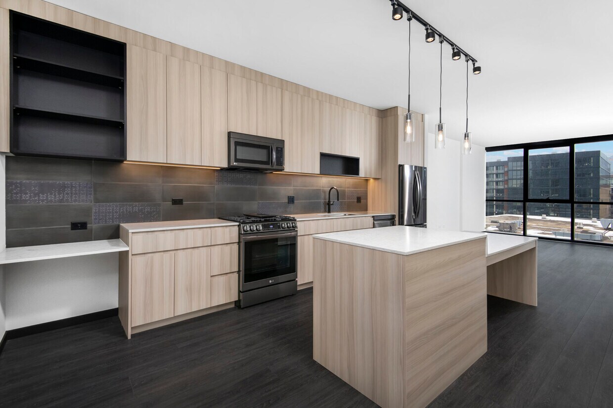 Foto principal - 1301 W Washington Blvd