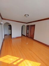 Building Photo - 6116 W Cermak Rd