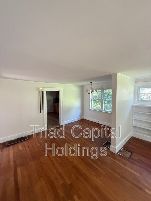 Building Photo - 908 Roosevelt St