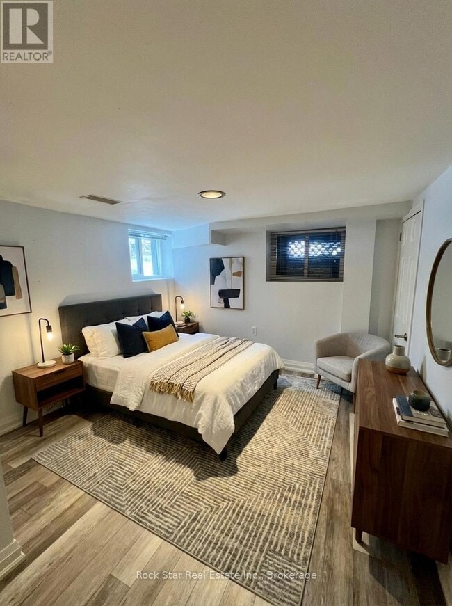 Building Photo - 77 Elmer Ave