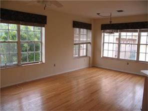 Primary Photo - 1242 Drexel Ave