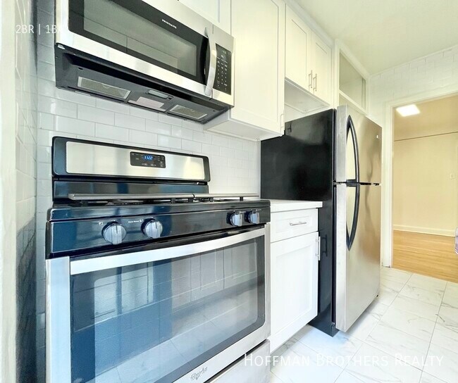 Building Photo - 1445 N Alta Vista Blvd
