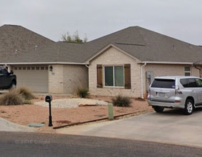 Building Photo - 5920 Southampton Pl