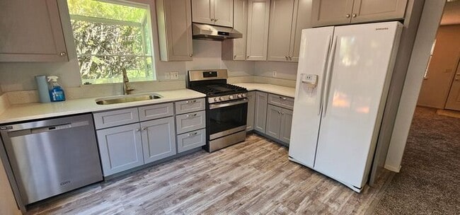 Foto del edificio - For Rent 3 bedroom 2 bath 2 car garage, Mi...