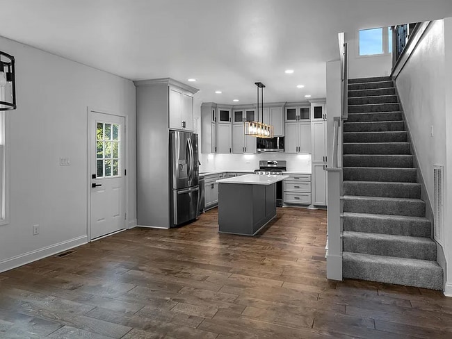 Building Photo - 2311 S Louisiana St