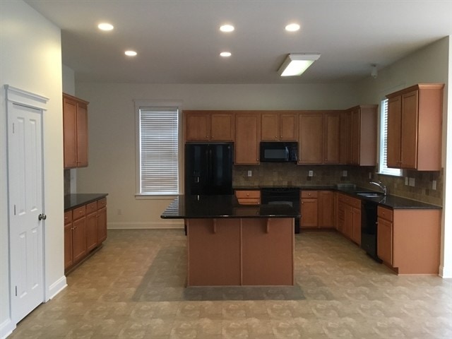 Foto del edificio - 15612 Waterfront Dr