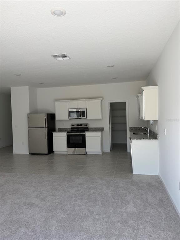 Building Photo - 4576 Noble St