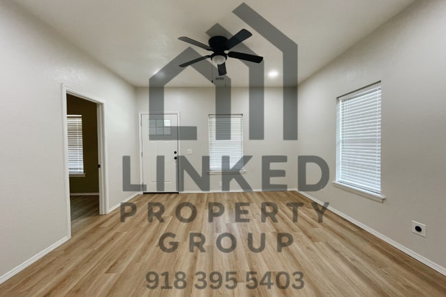 Building Photo - Beautiful 2 bedroom in Collinsville