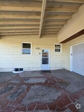 Building Photo - 1108 Rosewood Ave