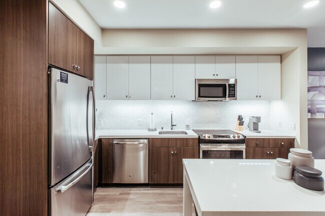 Foto del edificio - 800 Indiana St