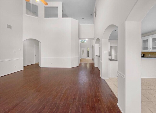 Foto del edificio - 622 Manchester Trail Dr