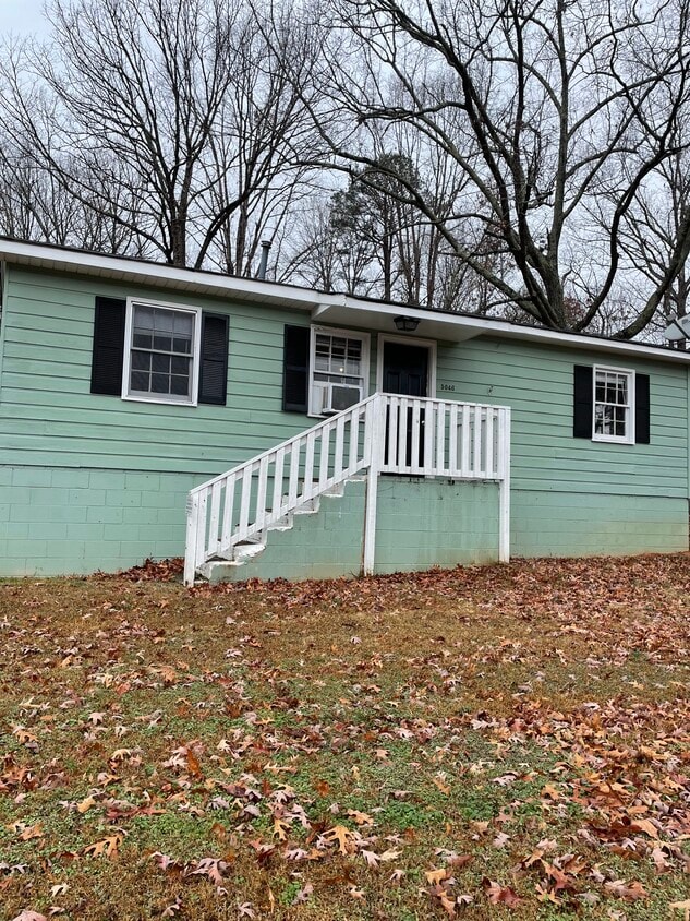 Foto principal - 5046 Crawford Rd