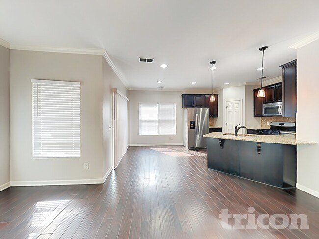 Foto del edificio - 350 Dunnwood Loop