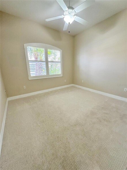Foto del edificio - 8899 Eagle Bay Ct