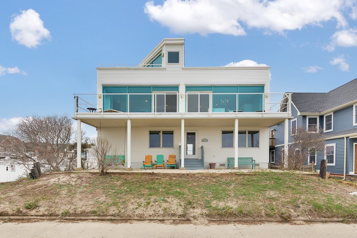 Primary Photo - 709 Ocean Ave
