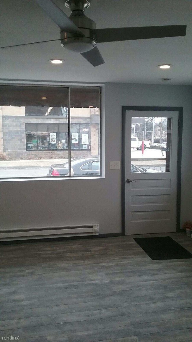 Building Photo - 1212 Fulton St W