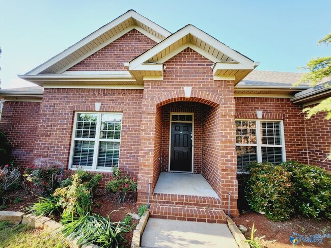 Building Photo - 220 Coral Ct