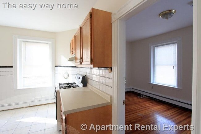 Photo - 10 Winter St Apartment