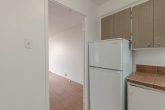Building Photo - 2285 Rue St Mathieu