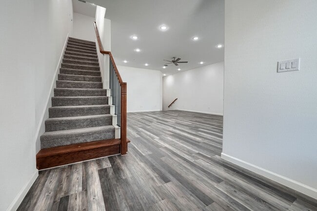 Foto del edificio - Luxurious Townhome in Frisco!