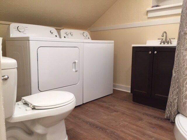 Washer/Dryer - 1619 House Ave