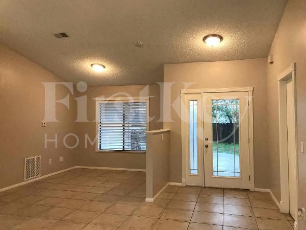 Foto del edificio - 7840 Anbury Ct