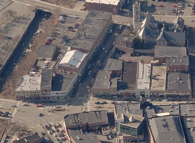 Aerial View - Main St. and Water St. - 11-21 Main St