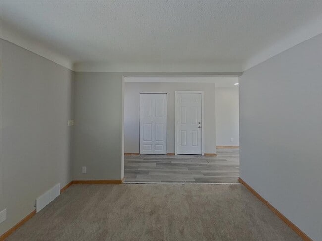 Building Photo - 2931 Woodbridge St