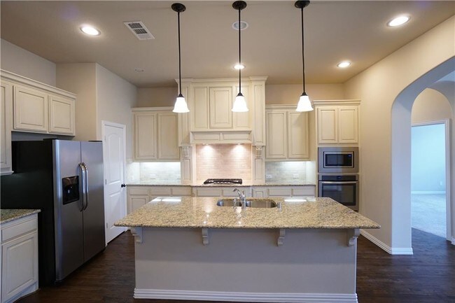 Building Photo - 6901 Badlands Dr
